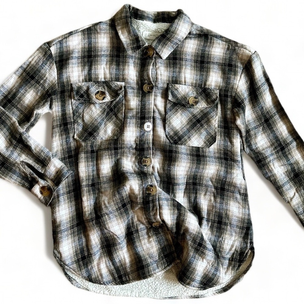 Eden & Olivia Maternity Button Down Plaid Flannel Sweater Warmm